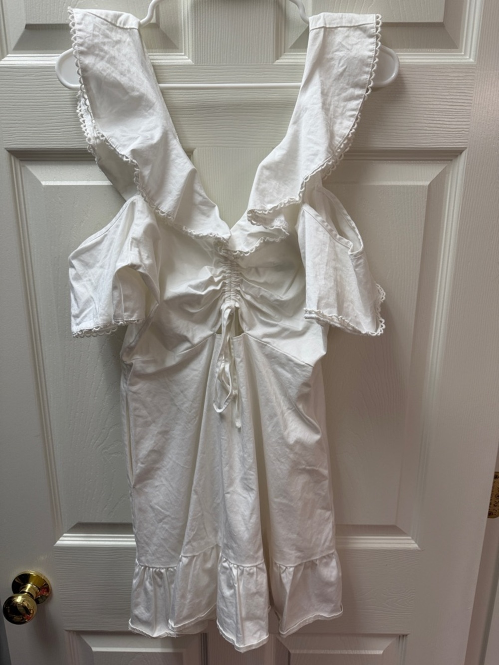 Hilary Macmillan White Off the shoulder dress